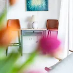 Modern 2br With Sea Views In Very Center Of Lägenhet Marbella
