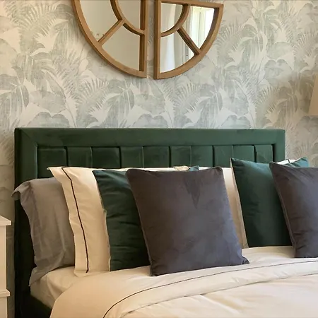 公寓 Modern 2br With Sea Views In Very Center Of 马尔韦利亚