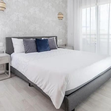 Modern 2br With Sea Views In Very Center Of *