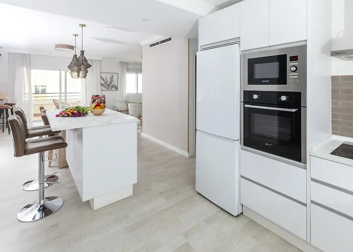 アパート Modern 2br With Sea Views In Very Center Of *