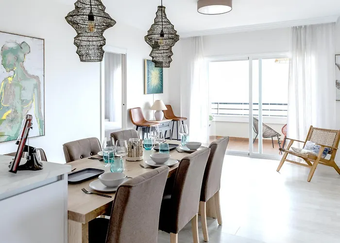 Modern 2br With Sea Views In Very Center Of