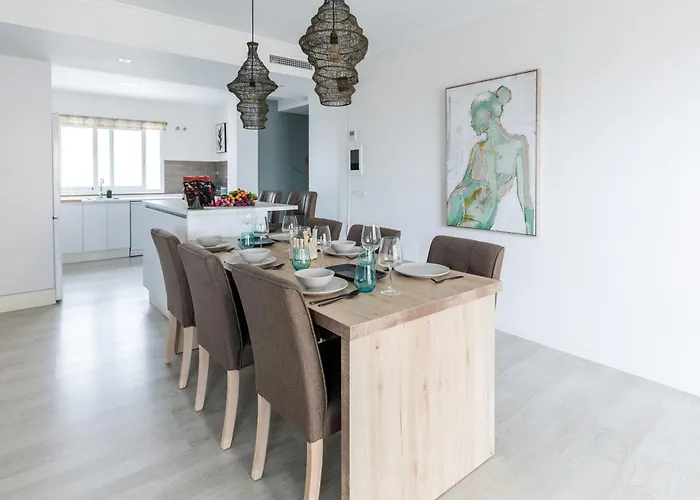アパート Modern 2br With Sea Views In Very Center Of マルベーリャ