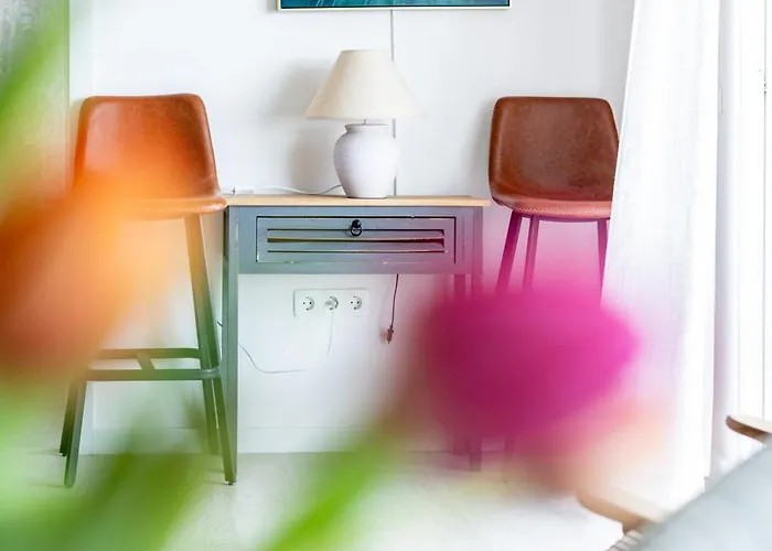 Modern 2br With Sea Views In Very Center Of アパート マルベーリャ