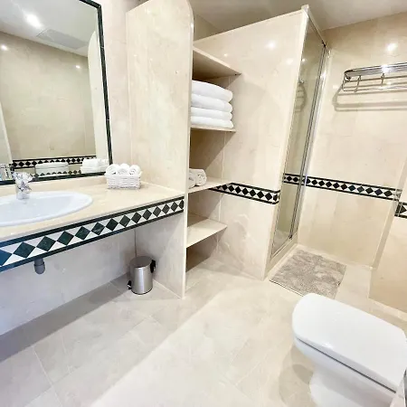 Apartment Modern 2br With Sea Views In Very Center Of *