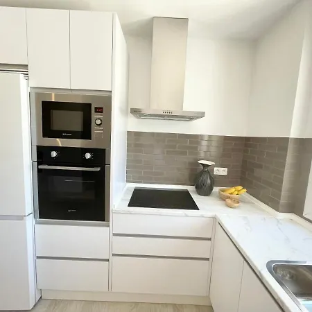 Modern 2br With Sea Views In Very Center Of Apartment *