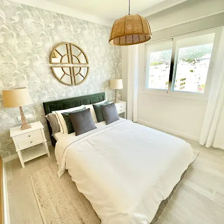 Modern 2br With Sea Views In Very Center Of Apartment *